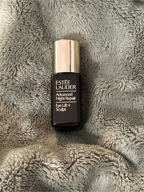 Estée Lauder Advanced Night Repair Eye Lift + Sculpt — Brown with Silver Cap